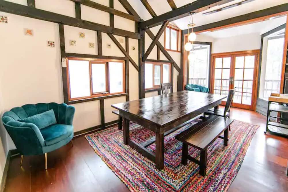 Photo of Livingroom in Woodstock