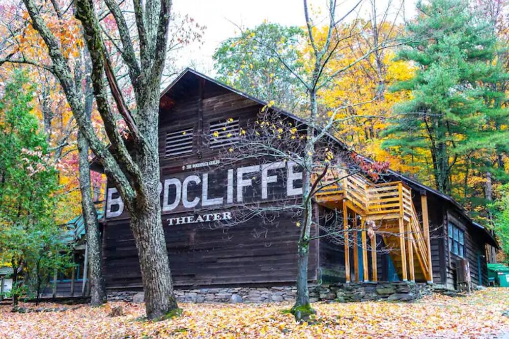 Photo of Outdoor in Woodstock