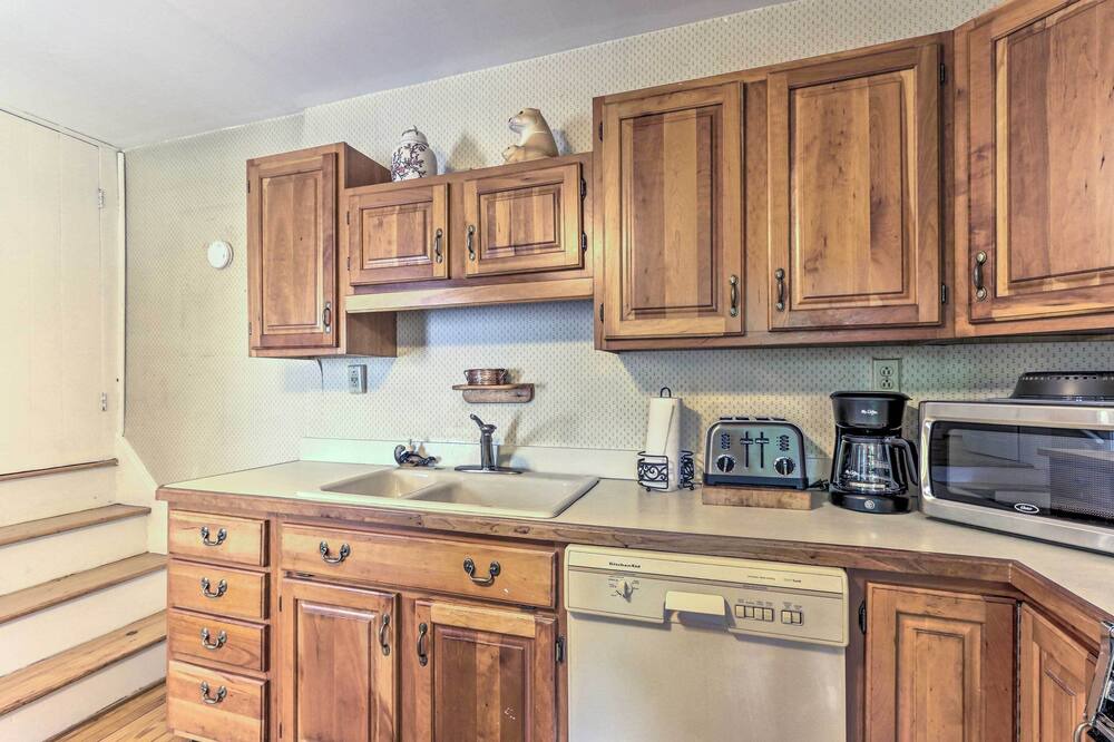 Photo of Kitchen in Shepherdstown
