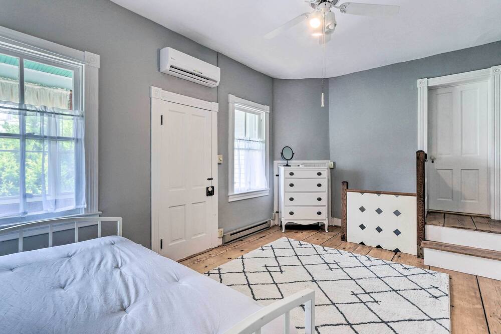 Photo of Bedroom in Shepherdstown