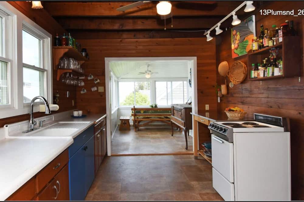 Photo of Kitchen in Great Neck