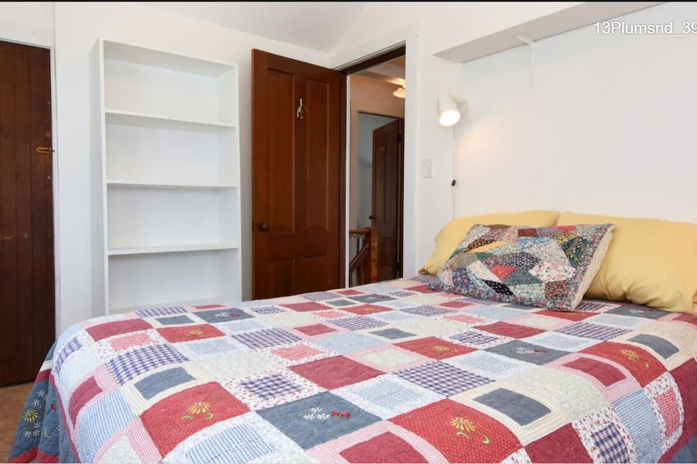 Photo of Bedroom in Great Neck