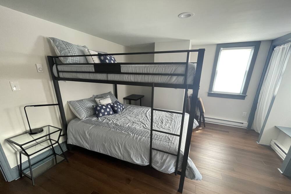 Photo of Bedroom in Shepherdstown