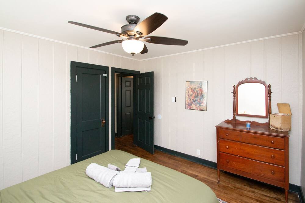 Photo of Bedroom in Gorham