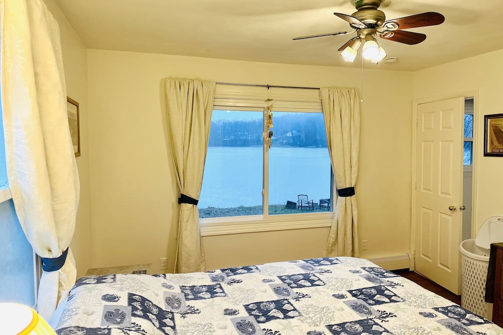 Photo of Outdoor in Hillside Lake