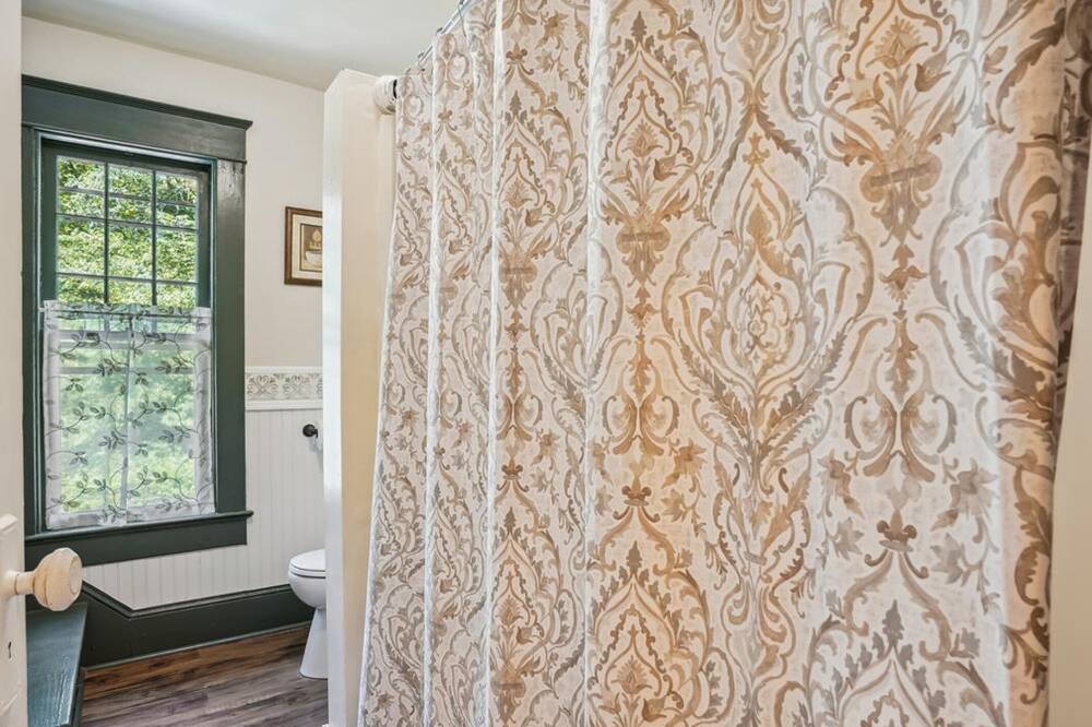 Photo of Bathroom in Golts