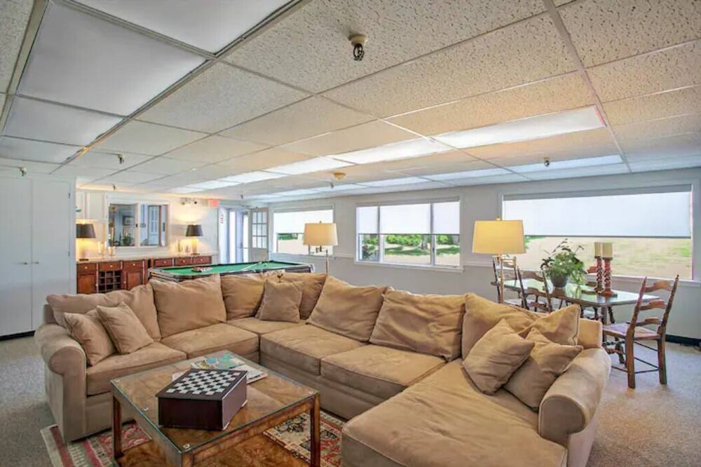 Photo of Livingroom in Jamestown
