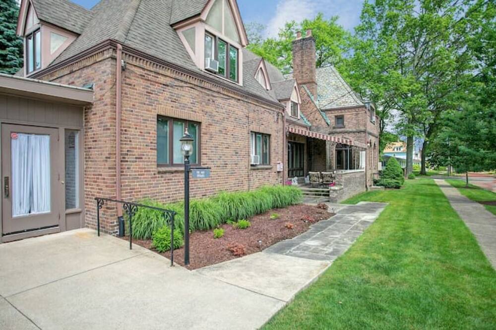 Photo of Outdoor in Jamestown