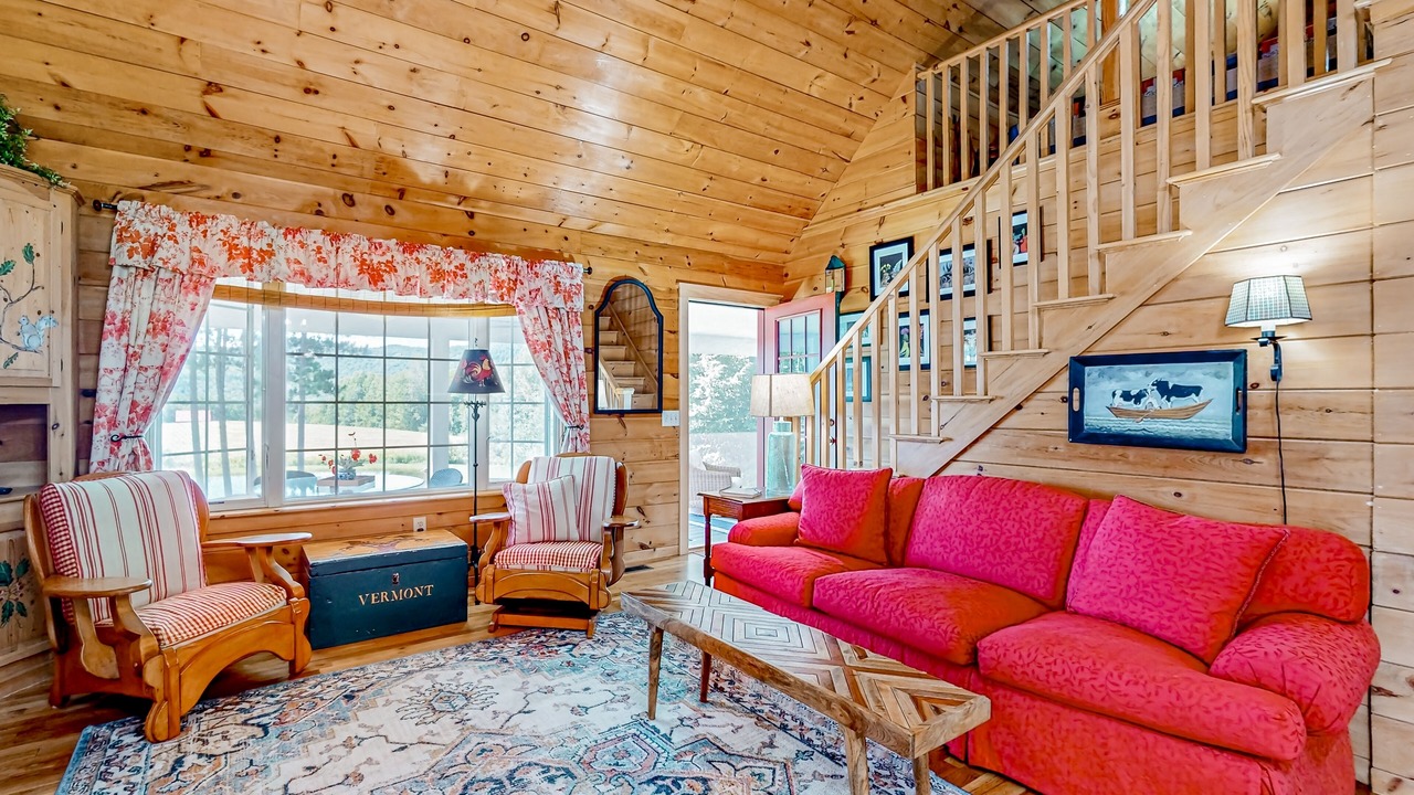 Photo of Livingroom in East Dover