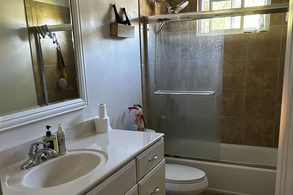 Photo of Bathroom in Coram