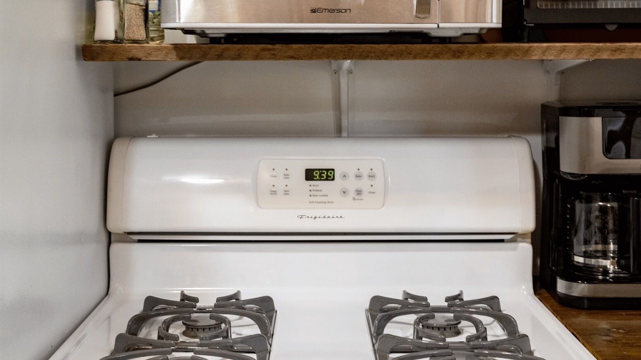 Photo of Kitchen in Scottsburg