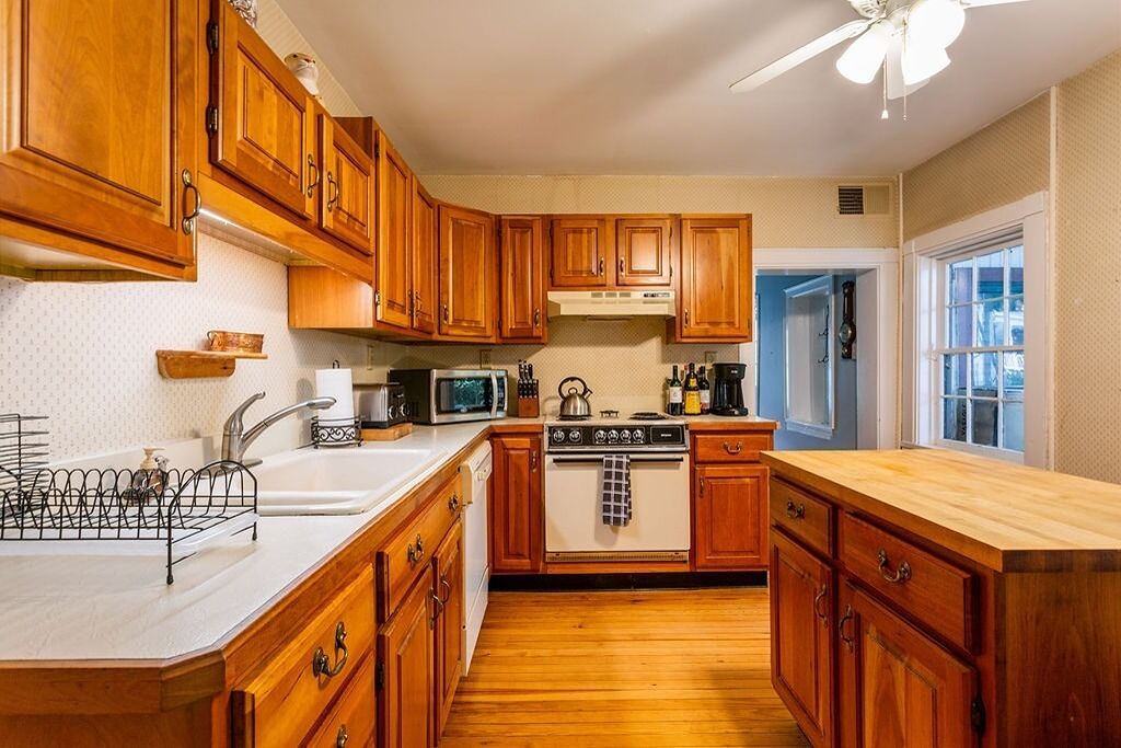 Photo of Kitchen in Shepherdstown
