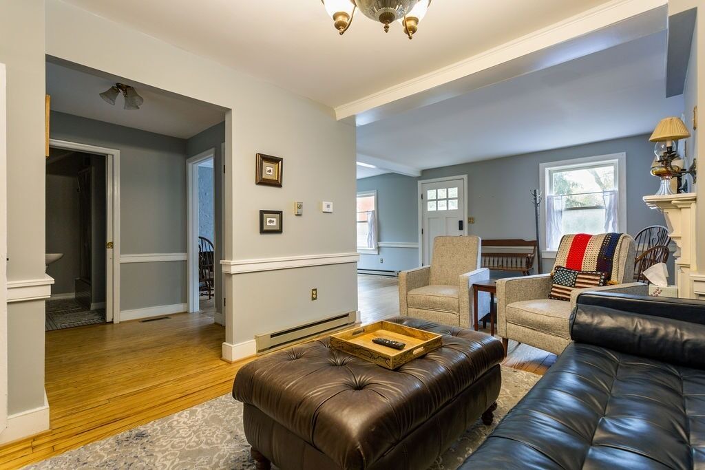Photo of Livingroom in Shepherdstown