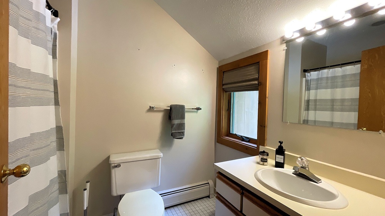 Photo of Bathroom in Bromley Mountain