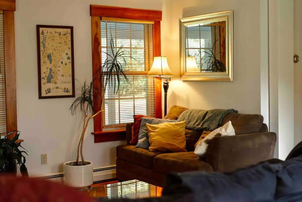 Photo of Livingroom in Brownsville