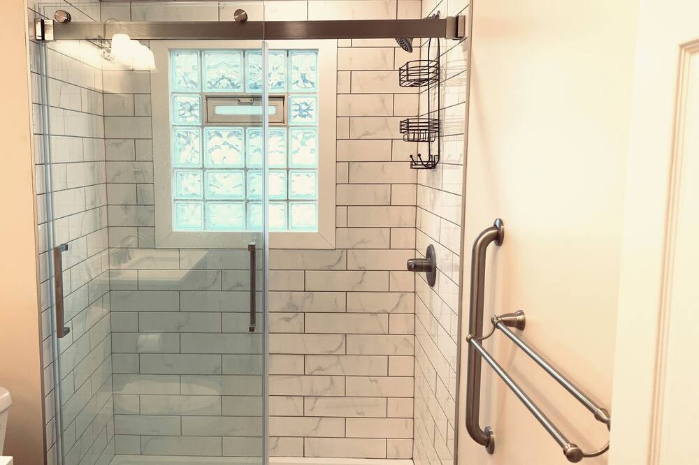 Photo of Bathroom in Williamsville