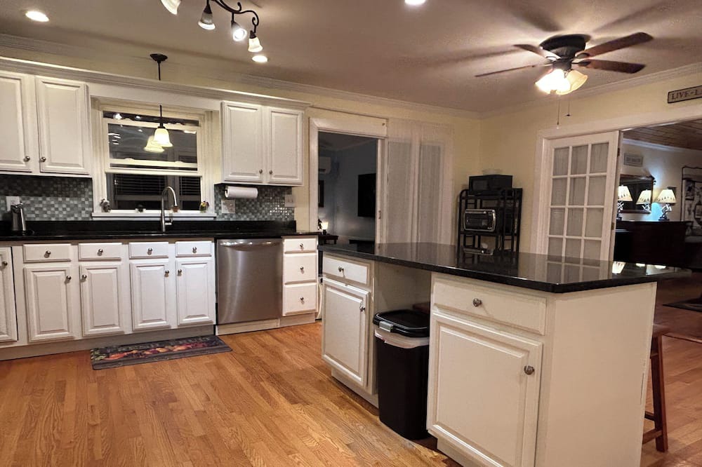 Photo of Kitchen in Warrensburg