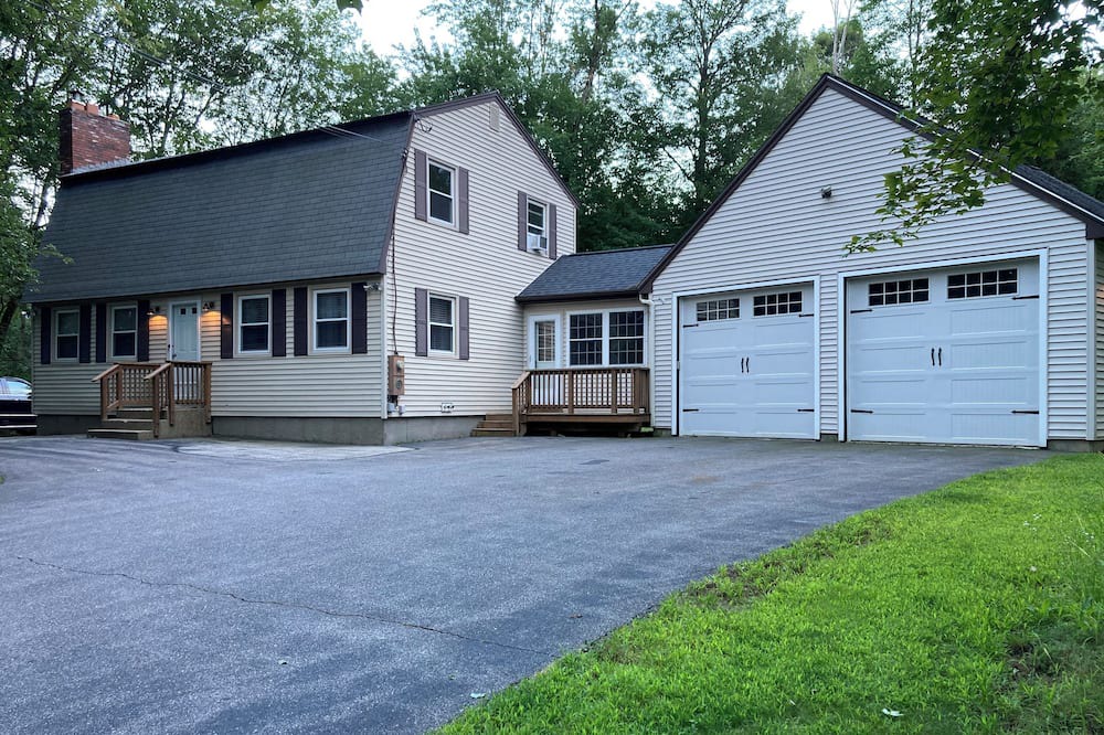 Photo of Outdoor in Litchfield