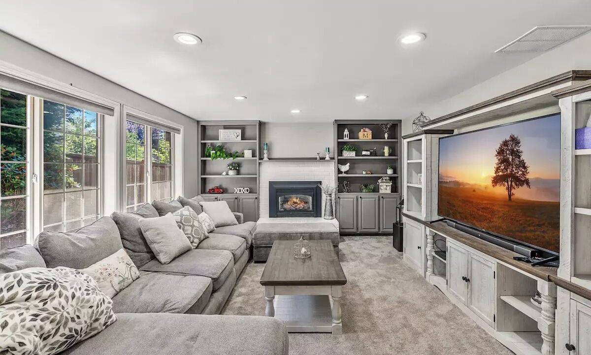 Photo of Livingroom in Boulevard Bluffs