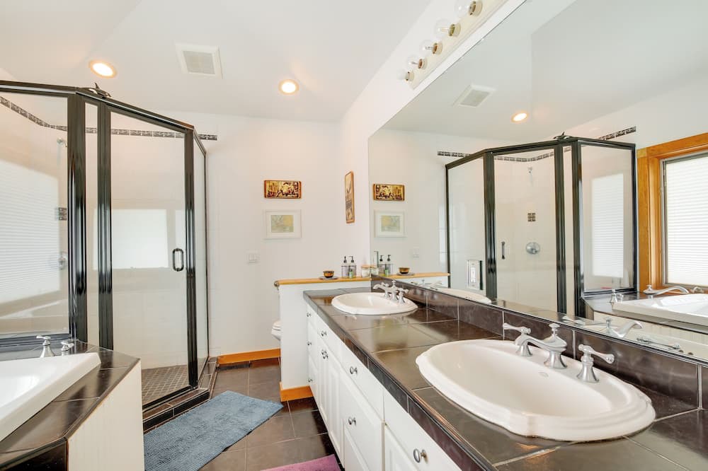 Photo of Bathroom in Monroe