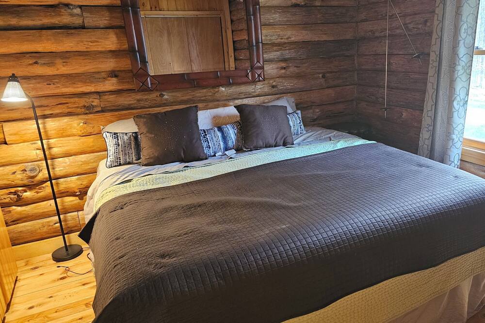 Photo of Bedroom in Claryville