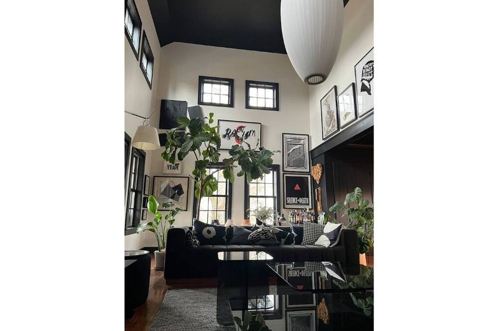 Photo of Others in Stuyvesant