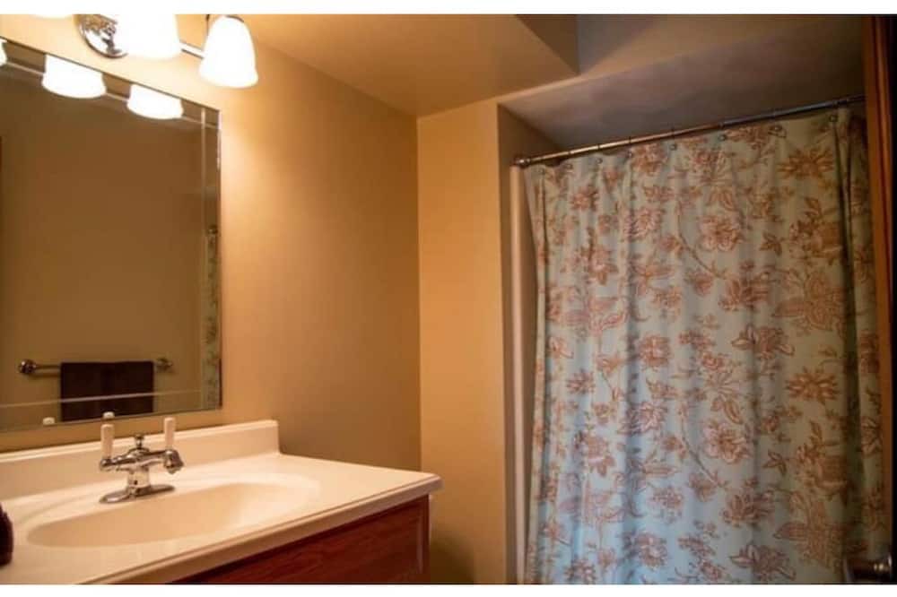 Photo of Bathroom in Vestal