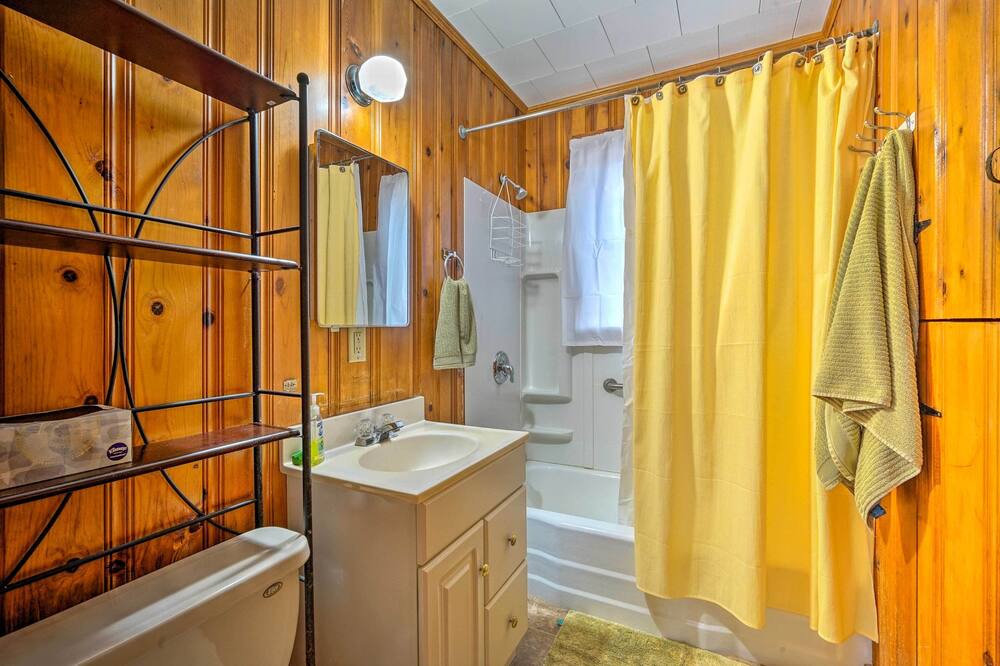 Photo of Bathroom in Poultney