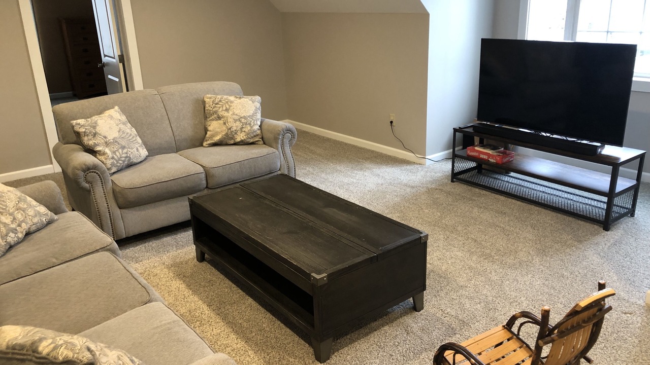 Photo of Livingroom in Saratoga Springs