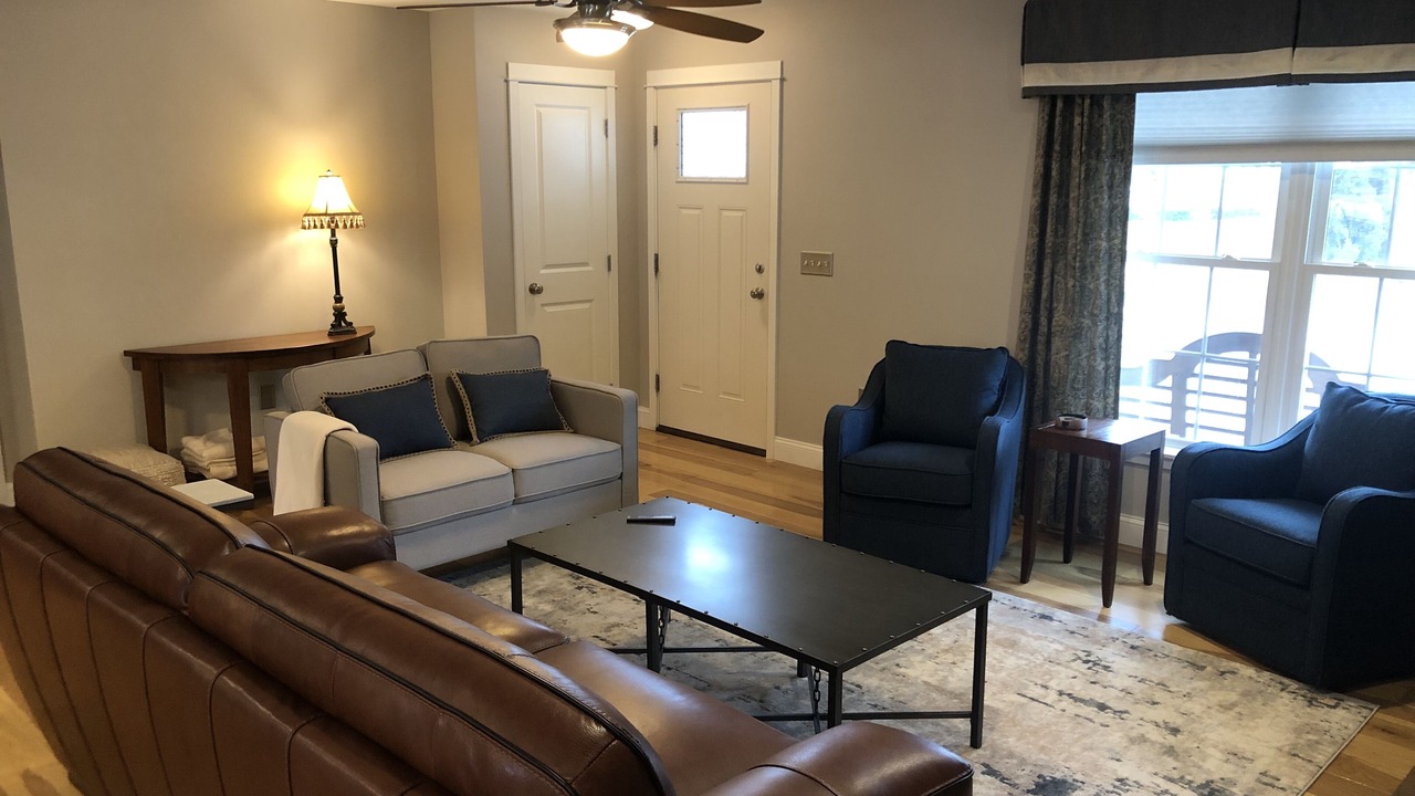 Photo of Livingroom in Saratoga Springs