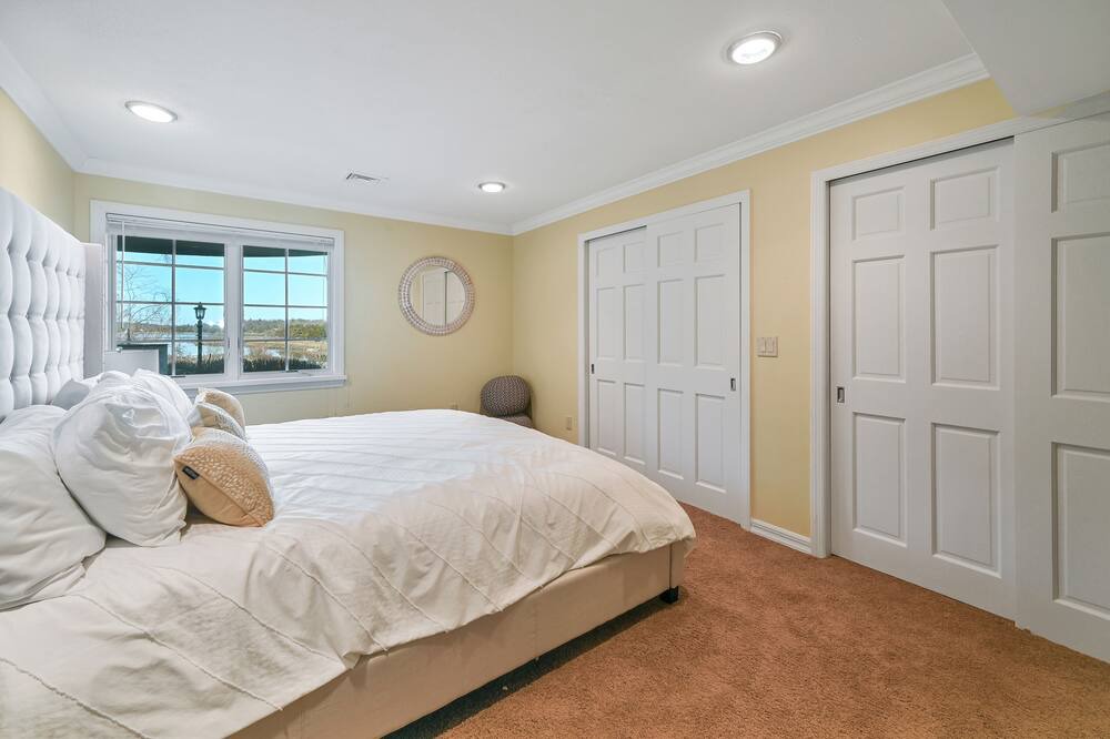 Photo of Bedroom in East Setauket