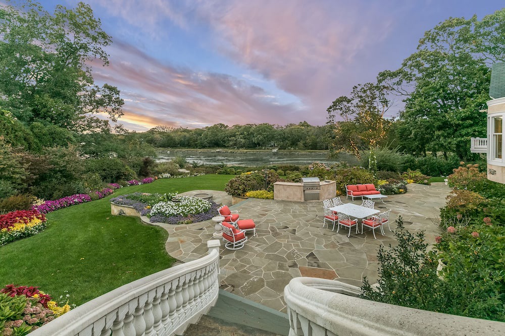 Photo of Outdoor in East Setauket