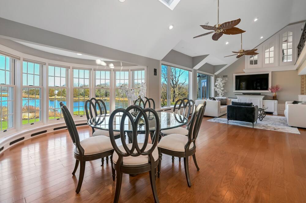 Photo of Others in East Setauket