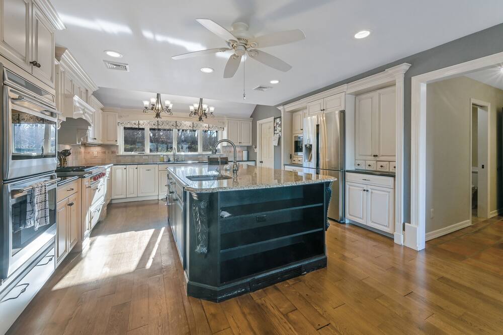 Photo of Kitchen in East Setauket