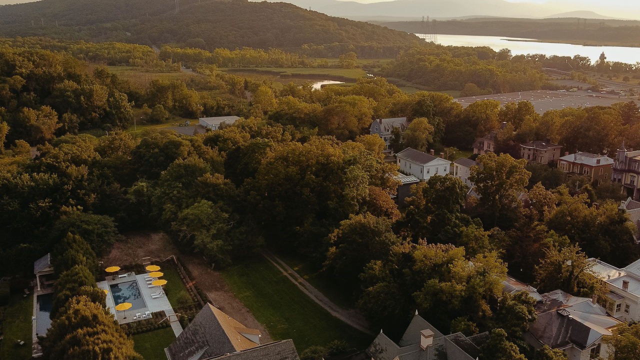 Photo of Outdoor in Hudson