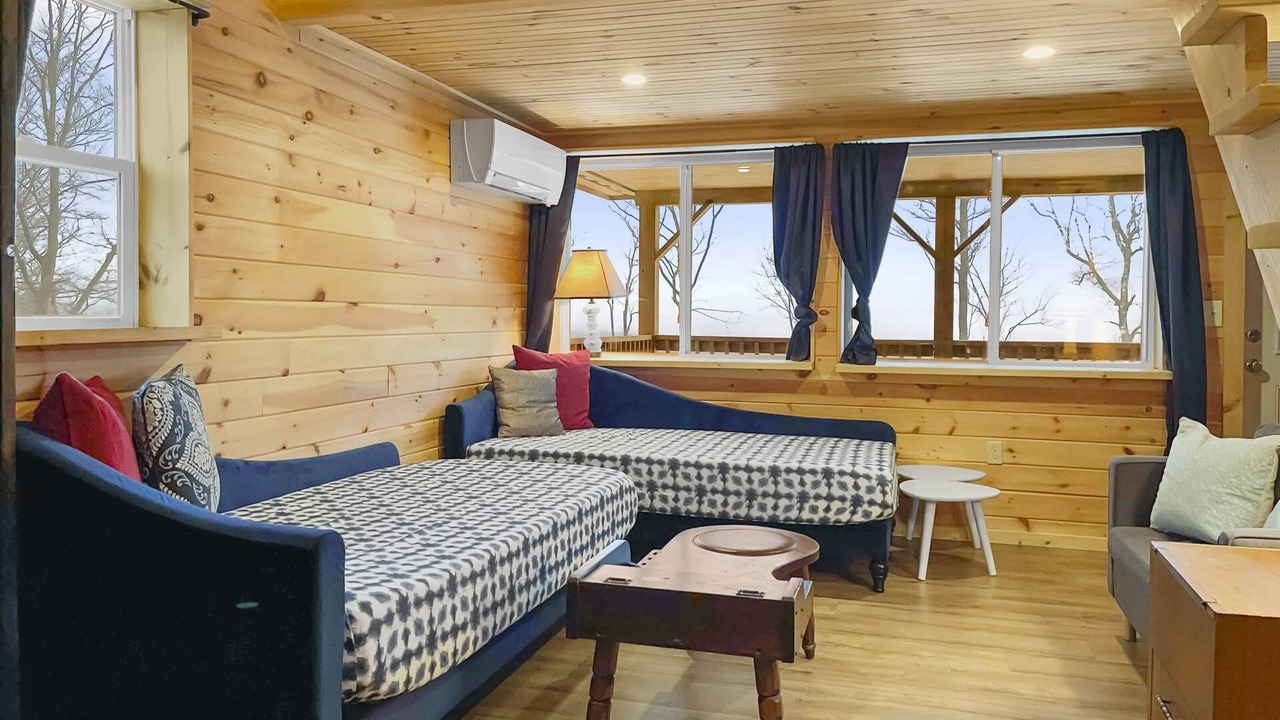Photo of Bedroom in Rumney