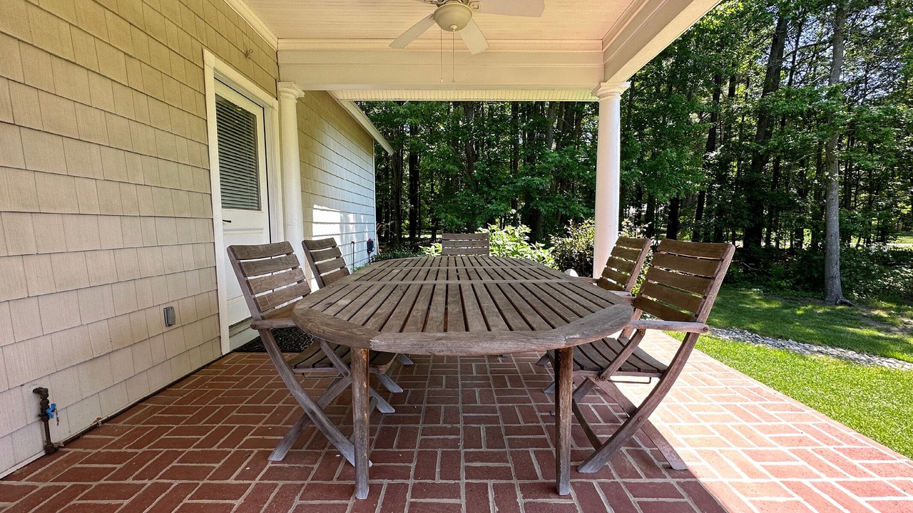 Photo of Patio Balcony in Unionville