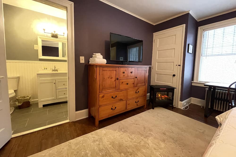 Photo of Bathroom in Williamsville