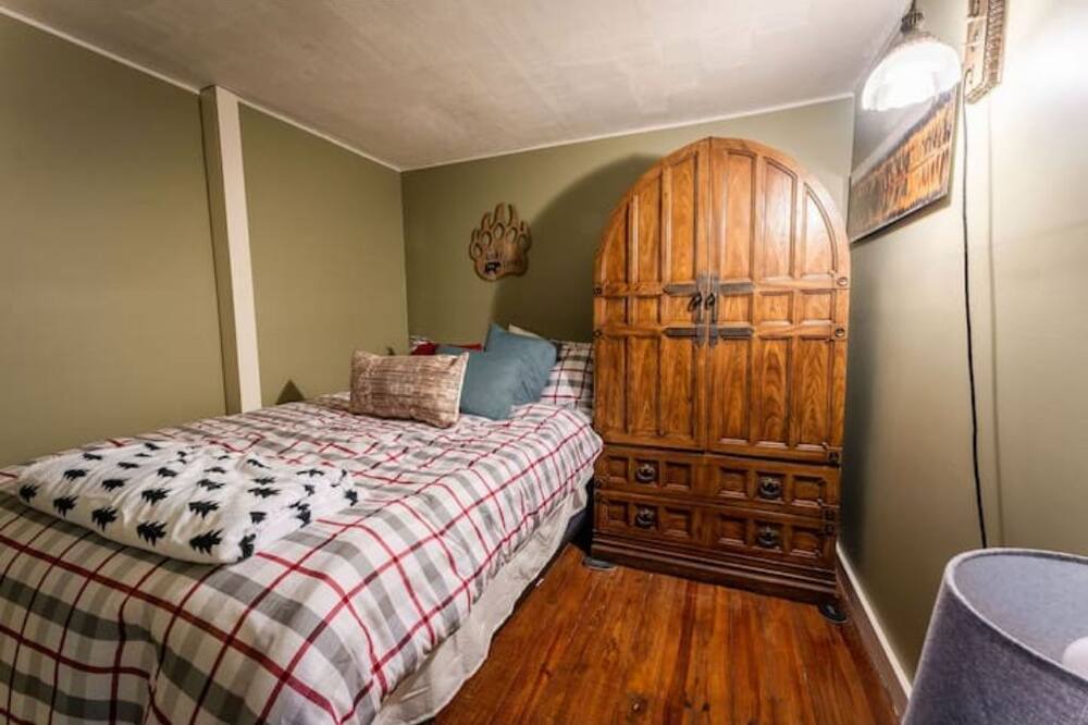 Photo of Bedroom in Remsen