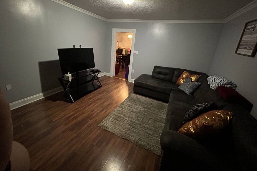 Photo of Livingroom in Watertown