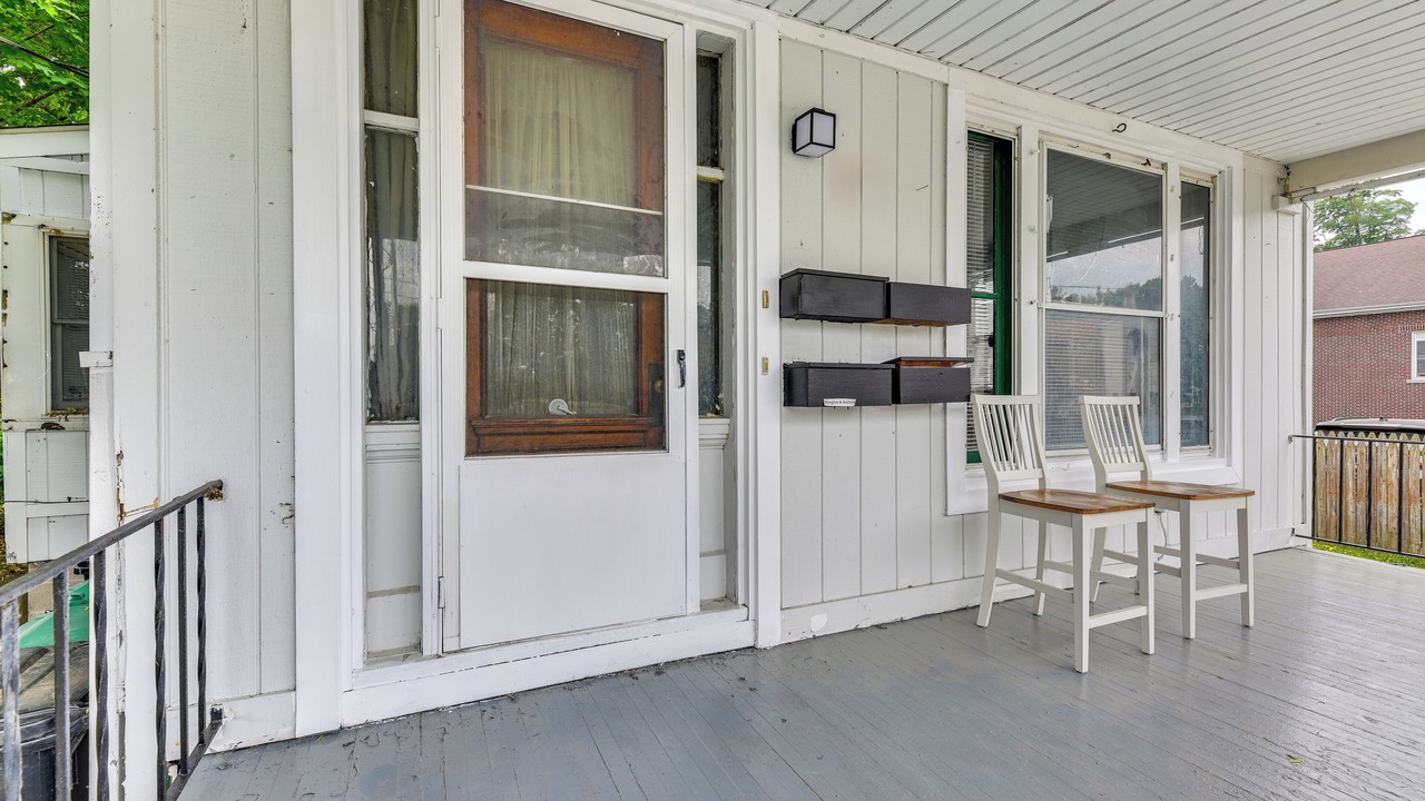 Photo of Patio Balcony in Tonawanda