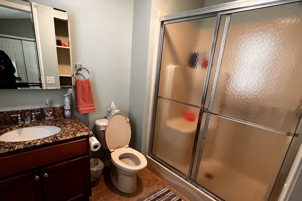 Photo of Bathroom in Perry