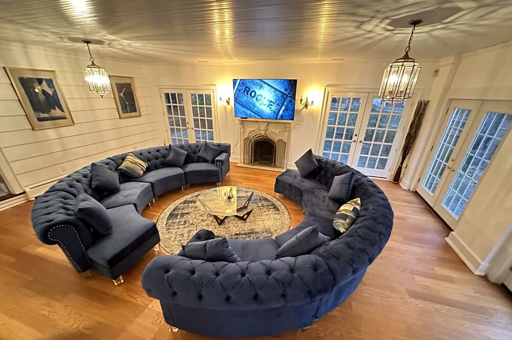 Photo of Livingroom in Albany
