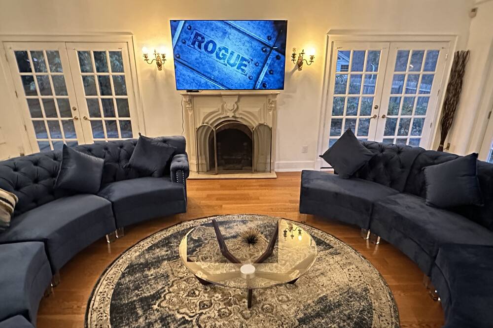 Photo of Livingroom in Albany