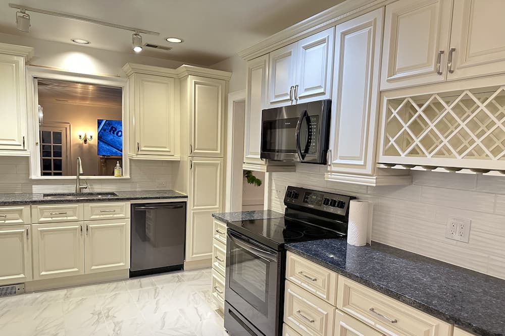 Photo of Kitchen in Albany