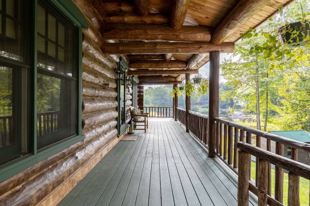 Photo of Outdoor in Farmington