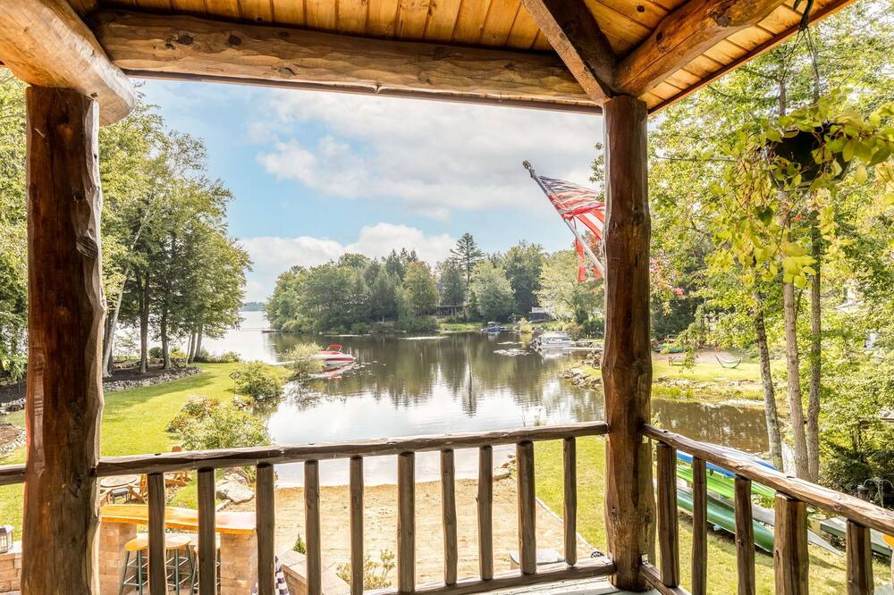 Photo of Outdoor in Farmington