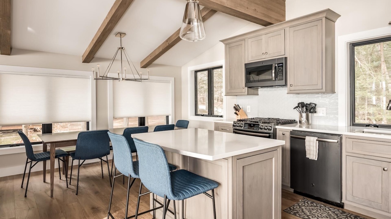 Photo of Kitchen in Moultonborough