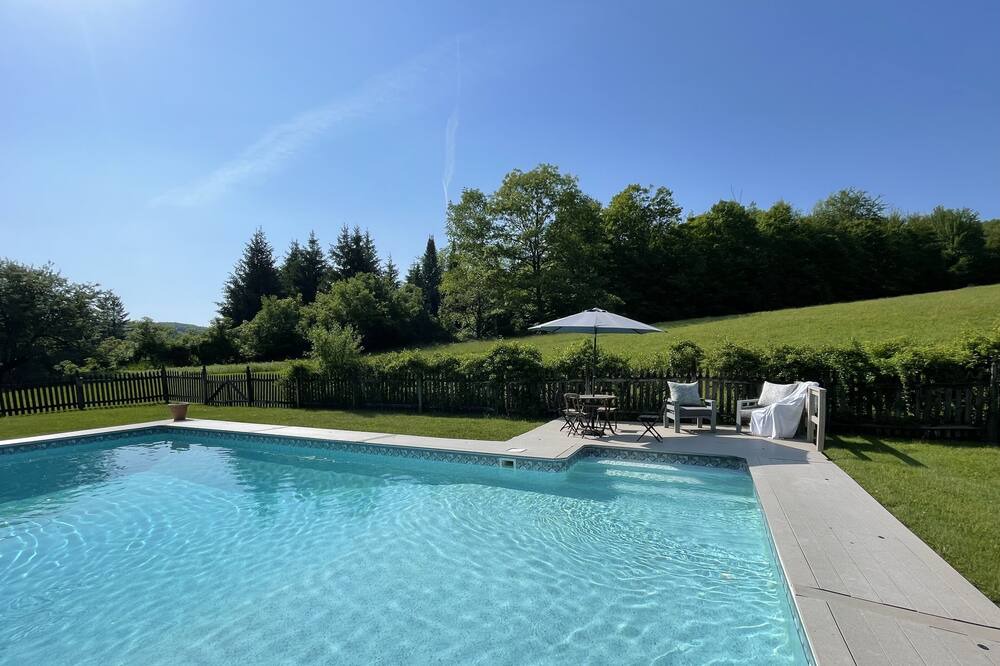 Photo of Outdoor in Canaan