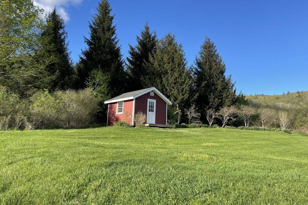 Photo of Outdoor in Canaan